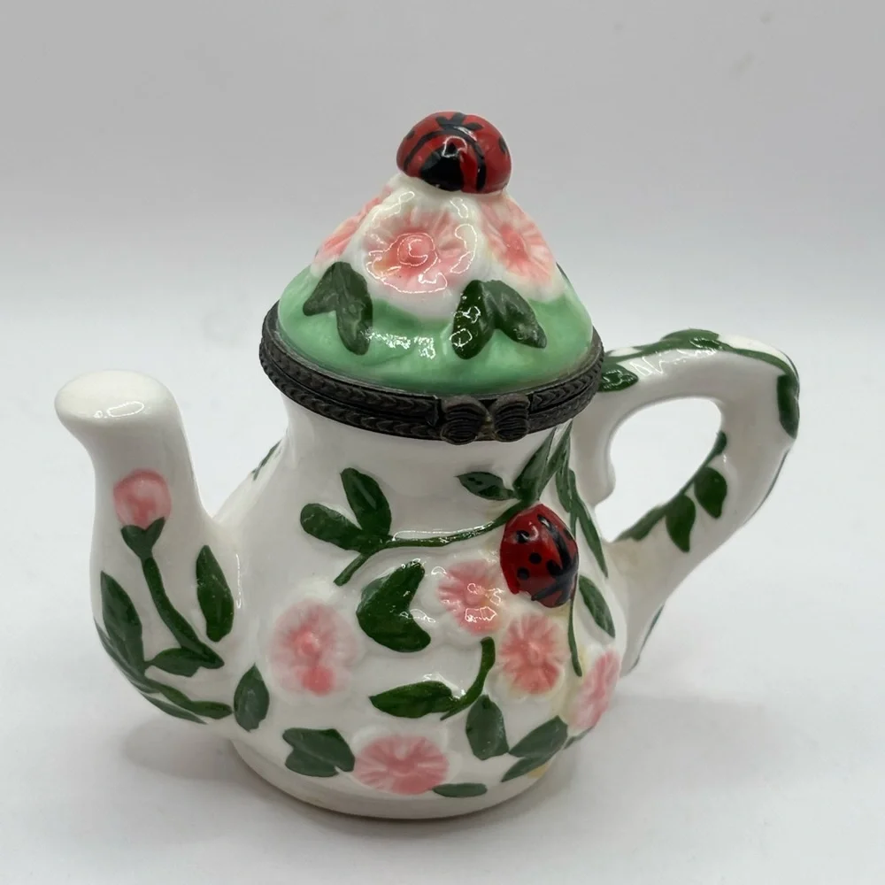 Retro Trinket Box Teapot Ladybug Floral Motif Keepsake 3.5